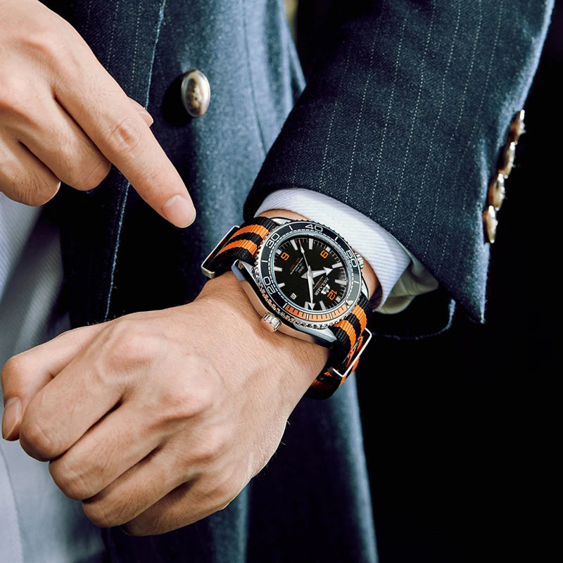 Professional Automatic Diving Watch - Men's Luxury Timepiece